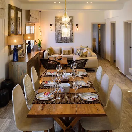 Nastazia * Imerovigli (Santorini)